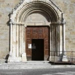 Il portale in facciata. Foto: Giovanni Lattanzi