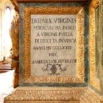Particolare dell’iscrizione sull’altare del Santuario della Filetta. Foto: Giovanni Lattanzi