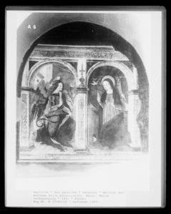 Fresko aus dem Jahr 1411 mit einer Verkündigungsszene in der Kirche Sant’Agostino in Amatrice, auf einer Fotografie aus dem Jahr 1965 von Konrad Helbig. Foto: Bildarchiv Foto Marburg